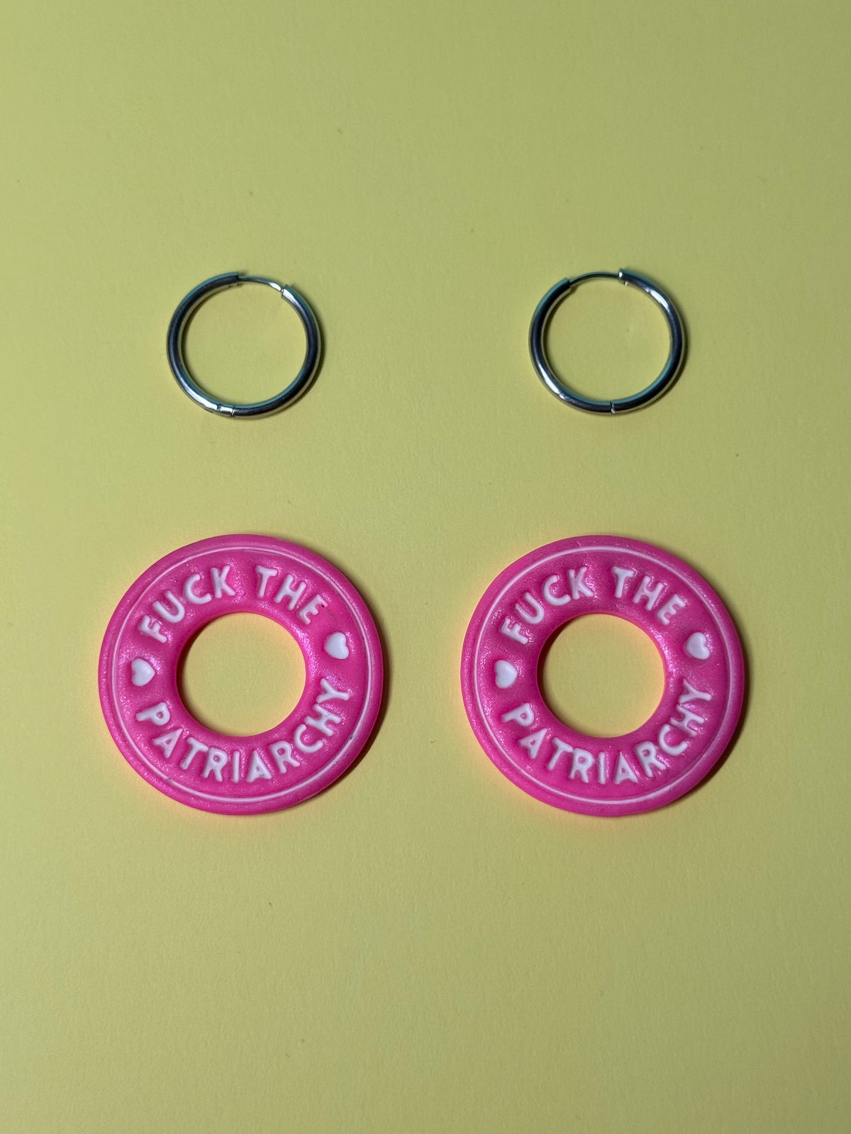 PAMPILLES - "Fuck the patriarchy" - Rose fluo et blanc - sans créoles